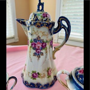 Royal Bavarian Germany 7 piece tea set 1900. Antique